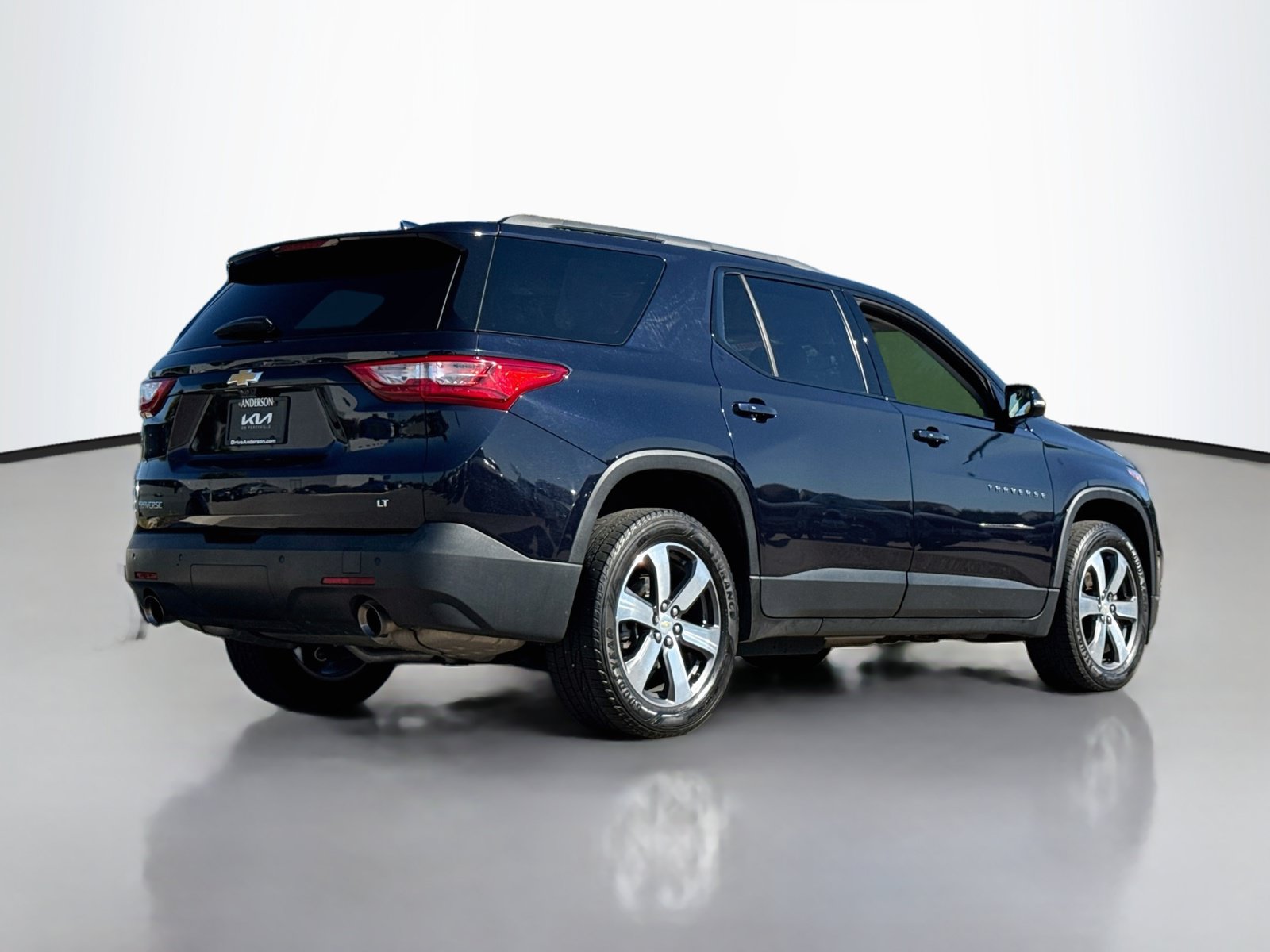 Used 2020 Chevrolet Traverse LT w/ LT Premium Package FWD image 7