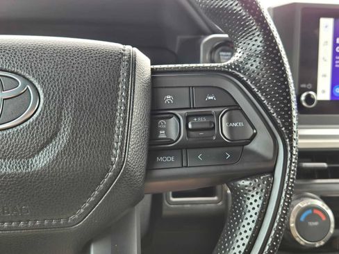 Used 2024 Toyota Tacoma SR5 AWD/4WD image 32