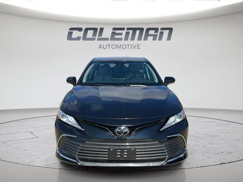 Used 2023 Toyota Camry XLE w/ Navigation Package image 2
