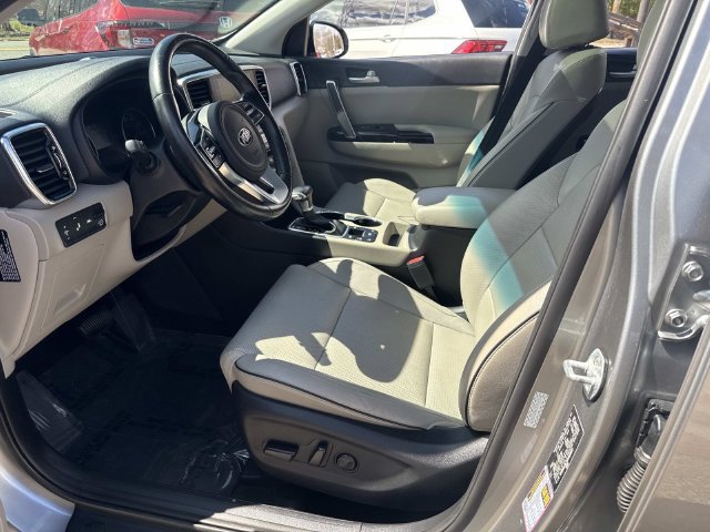 Used 2022 Kia Sportage EX w/ EX Technology Package AWD/4WD image 23