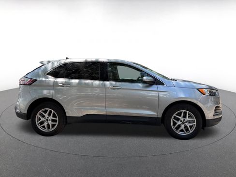 Used 2024 Ford Edge SEL AWD/4WD image 8