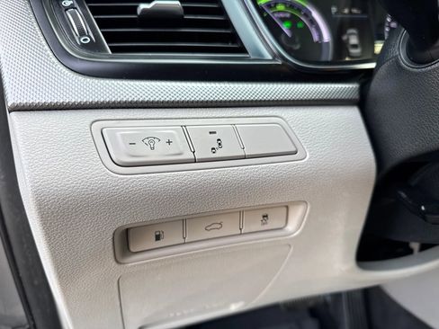 Used 2018 Hyundai Sonata SE image 33