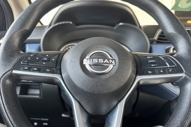 Used 2023 Nissan Versa SV FWD image 24