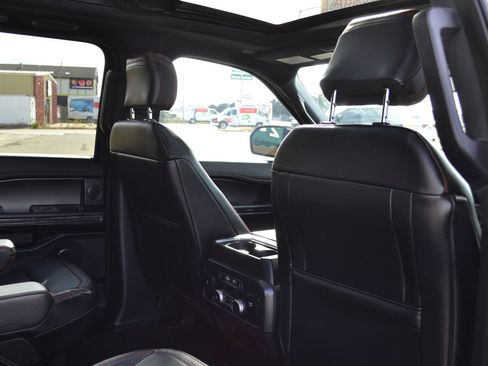 Used 2020 Ford Expedition Limited w/ Equipment Group 303A image 40