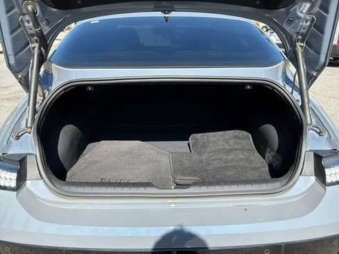 Used 2024 Hyundai Ioniq 6 SE RWD image 20