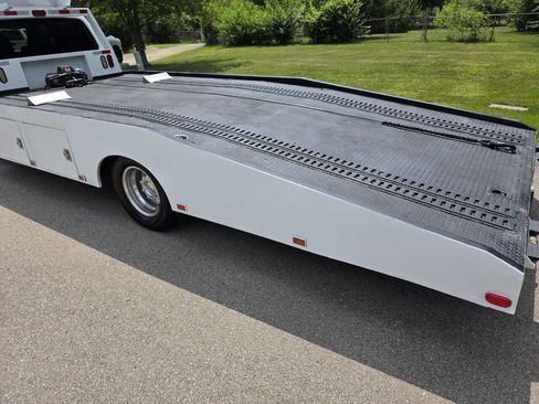 Used 2012 Ford F350 Lariat w/ Lariat Interior Pkg image 17