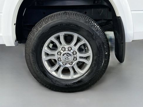 Used 2014 RAM 3500 Laramie AWD/4WD image 34