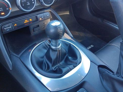 Used 2020 MAZDA MX-5 Miata RF Grand Touring image 20