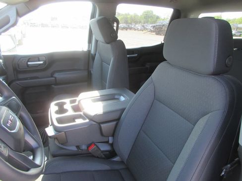 New 2026 GMC Sierra 1500 Pro w/ Graphite Edition AWD/4WD image 13