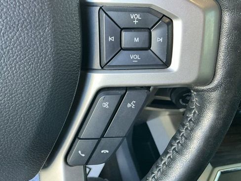 Used 2020 Ford F150 Lariat w/ Equipment Group 502A Luxury image 28