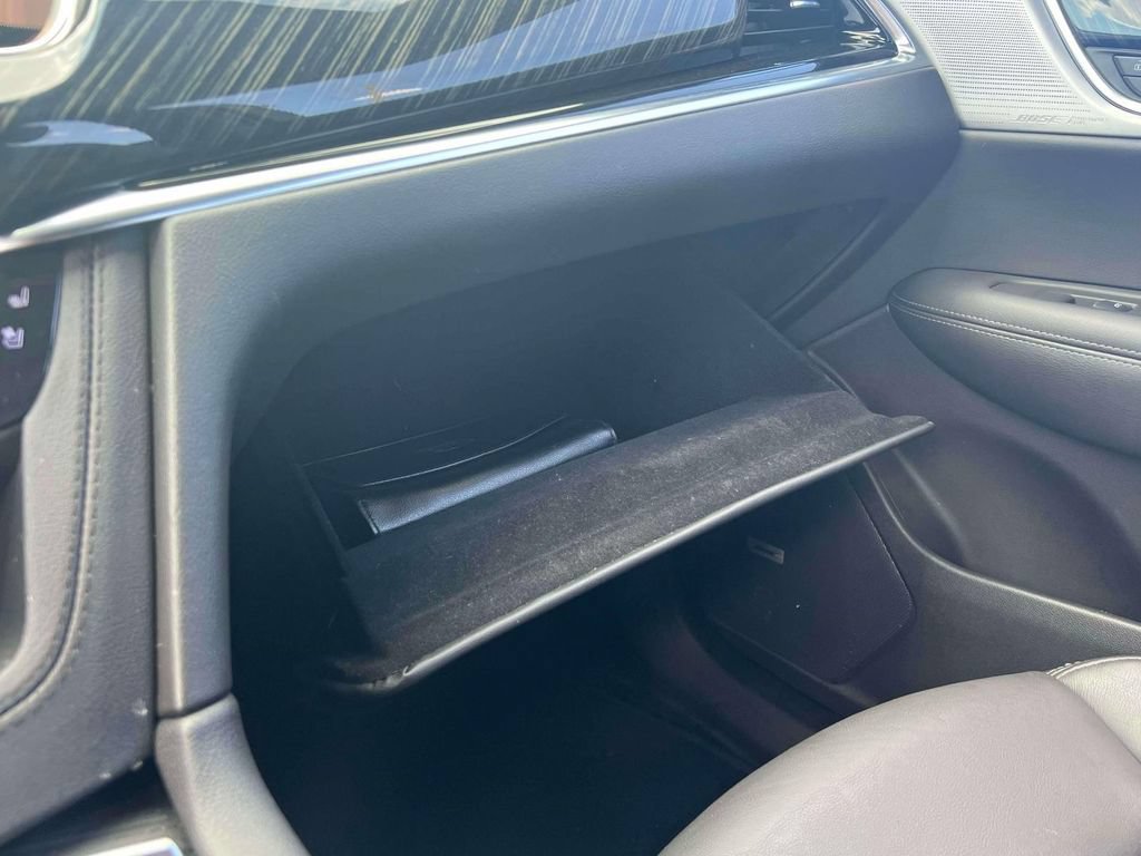 Used 2023 Cadillac XT6 Premium Luxury AWD/4WD image 27