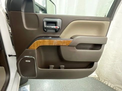 Used 2018 GMC Sierra 1500 SLT w/ SLT Premium Package AWD/4WD image 22