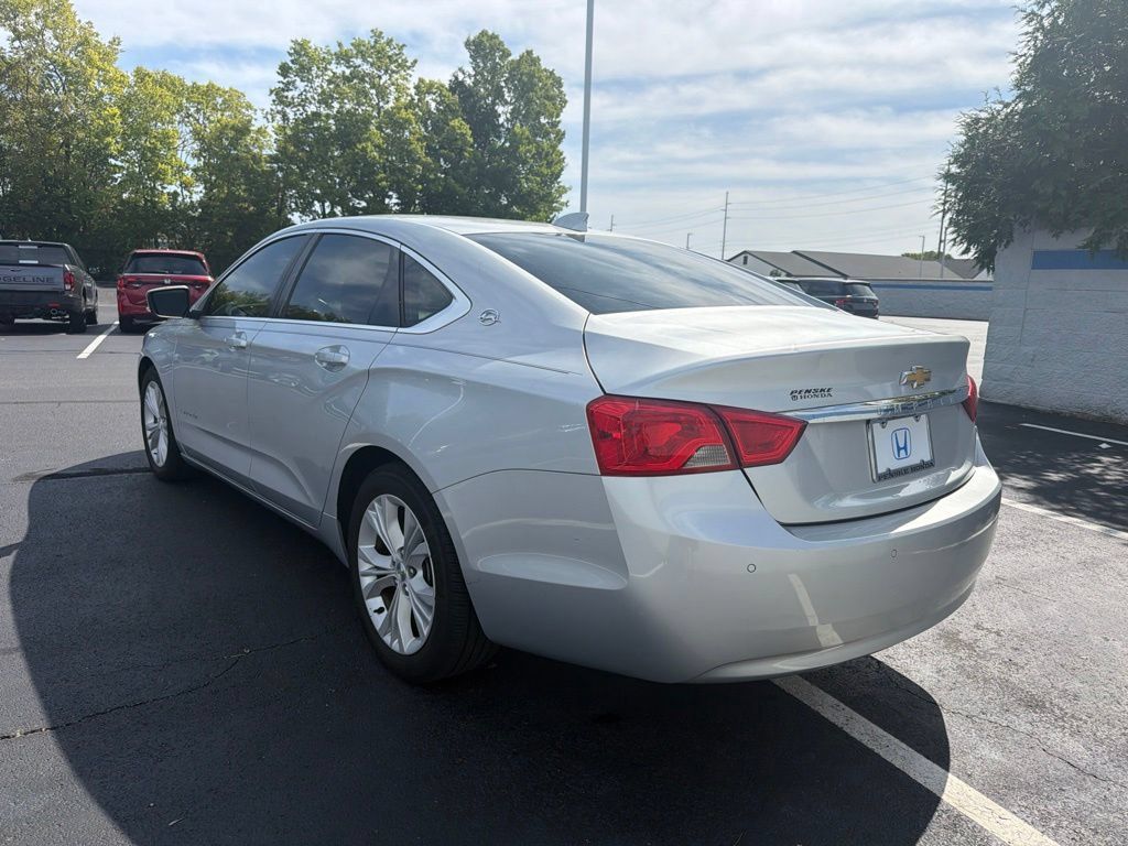 Used 2015 Chevrolet Impala LT w/ Convenience Package FWD image 3
