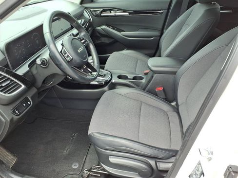 Used 2024 Kia Seltos S FWD image 10