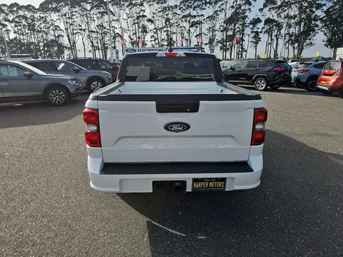 New 2025 Ford Maverick Lobo image 13