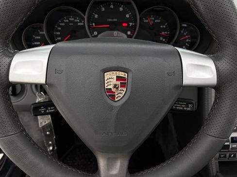 Used 2006 Porsche 911 Carrera 4 AWD/4WD image 17