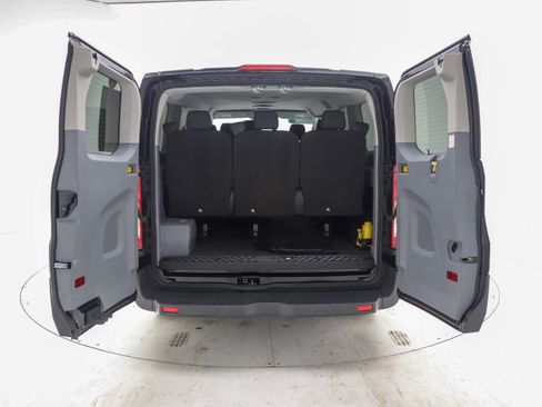 Used 2016 Ford Transit 150 XLT image 10