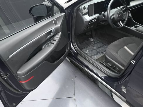 Used 2024 Hyundai Sonata SEL w/ Convenience Package FWD image 10