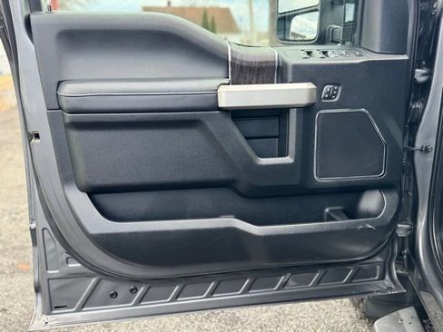 Certified 2021 Ford F350 Lariat w/ Chrome Package image 11