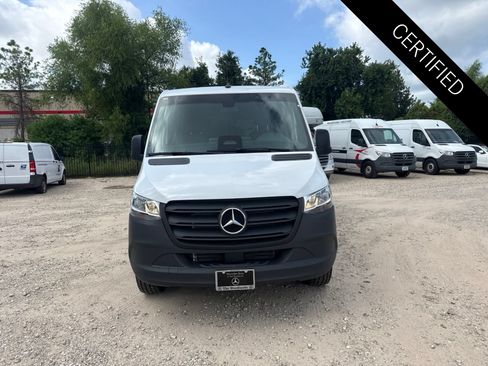 Used 2026 Mercedes-Benz Sprinter 2500 image 2