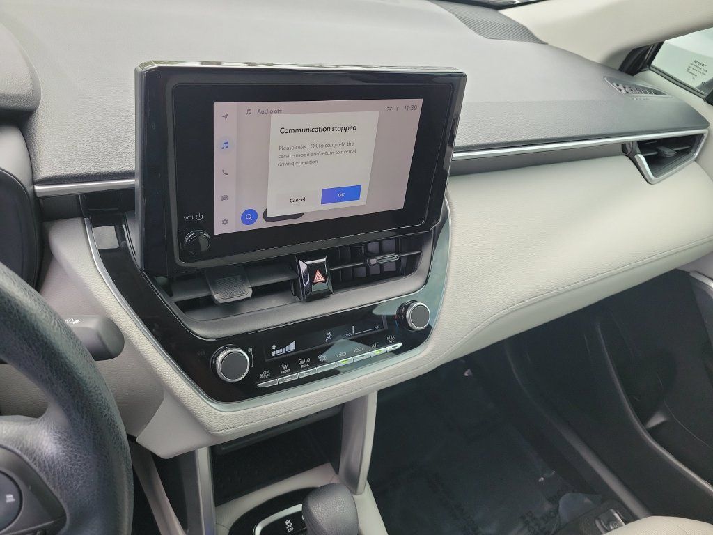 Used 2023 Toyota Corolla Cross L FWD image 14