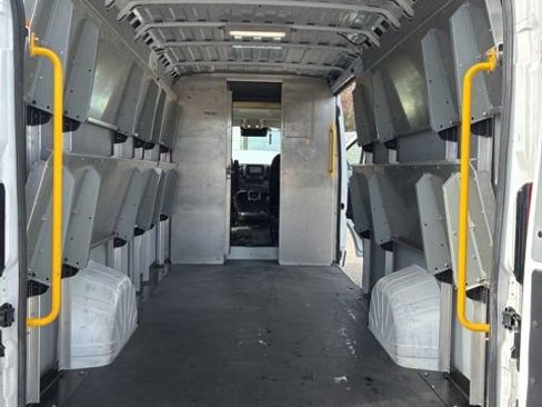 Used 2023 RAM ProMaster 3500 w/ Driver Convenience Group FWD image 12