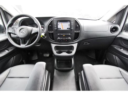 Used 2023 Mercedes-Benz Metris Passenger image 10