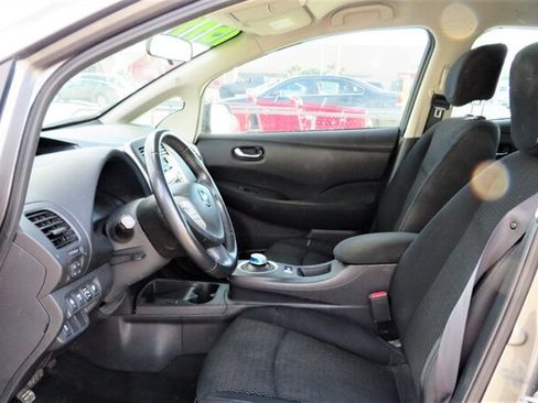 Used 2014 Nissan Leaf S w/ Charge Package FWD image 17