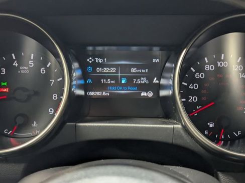 Used 2019 Ford Mustang Shelby GT350 w/ Technology Package RWD image 20