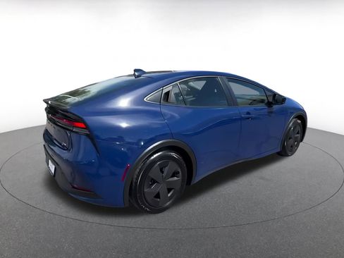 Used 2025 Toyota Prius LE image 15