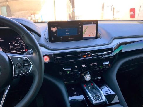 Used 2024 Acura MDX FWD w/ Technology Package image 6