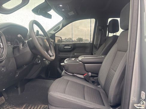 Used 2024 Chevrolet Silverado 1500 Custom AWD/4WD image 9