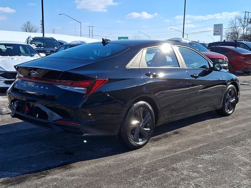 Certified 2023 Hyundai Elantra SEL image 6