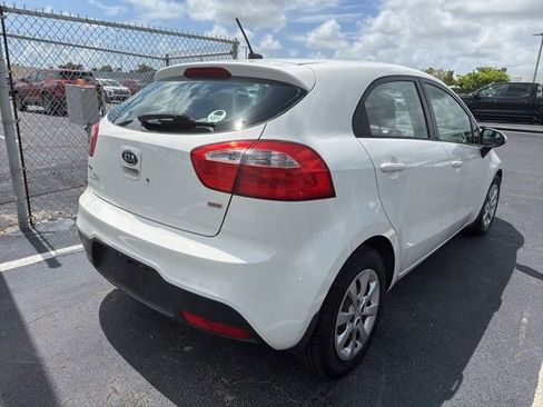 Used 2013 Kia Rio LX FWD image 5