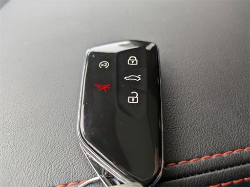 Certified 2025 Volkswagen Atlas Peak Edition SE image 33