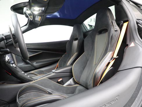 Used 2023 McLaren 720S Performance RWD image 37