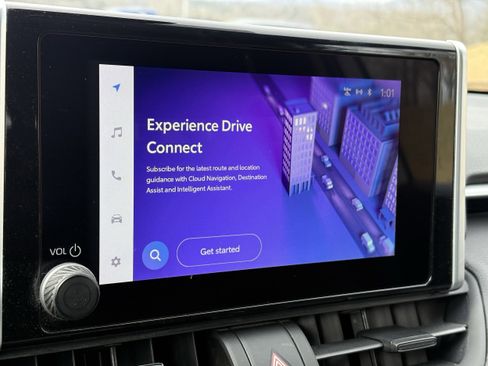 Used 2023 Toyota RAV4 LE image 22