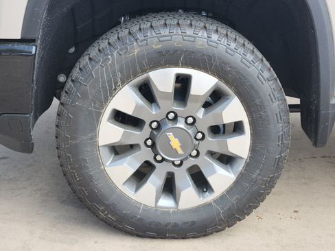 New 2026 Chevrolet Silverado 2500 Custom w/ Custom Value Package image 18