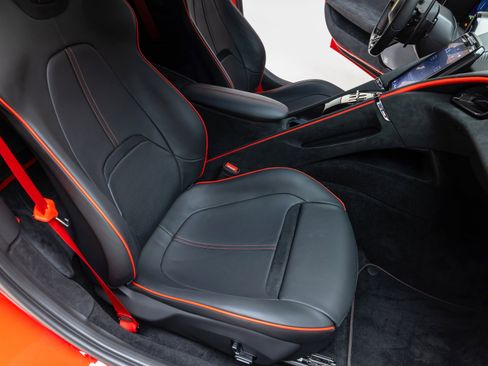 Certified 2022 Ferrari Roma image 49