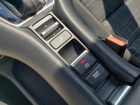 Used 2025 Honda HR-V Sport image 26