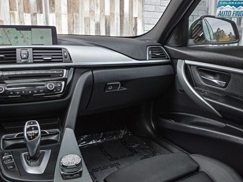 Used 2018 BMW 330i xDrive Sedan AWD/4WD image 18