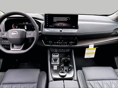 New 2026 Nissan Rogue Platinum w/ Platinum Premium Package AWD/4WD image 5