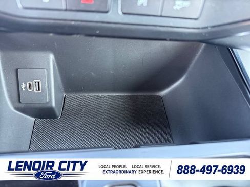 Used 2025 Ford F150 Lightning Flash AWD/4WD image 26