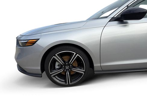 Used 2024 Honda Accord Sport image 19