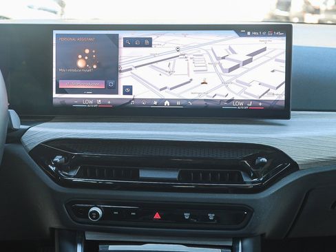 Used 2025 BMW 330i xDrive Sedan image 14