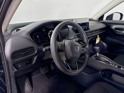 New 2026 Honda HR-V LX image 9