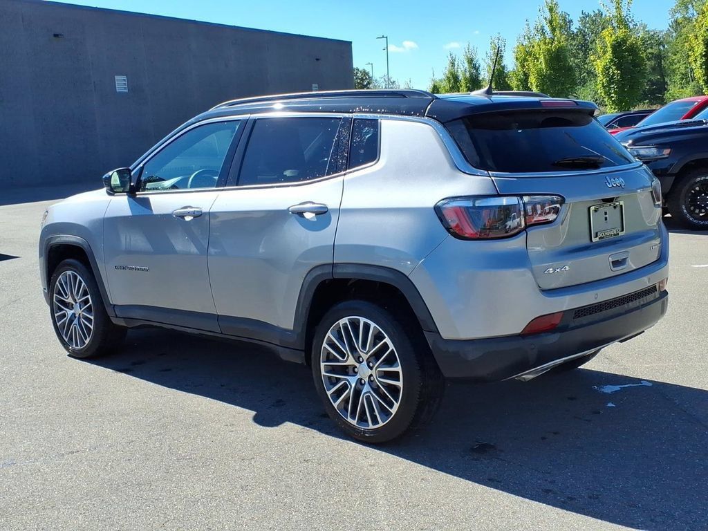 Used 2023 Jeep Compass Limited w/ Elite Group AWD/4WD image 6