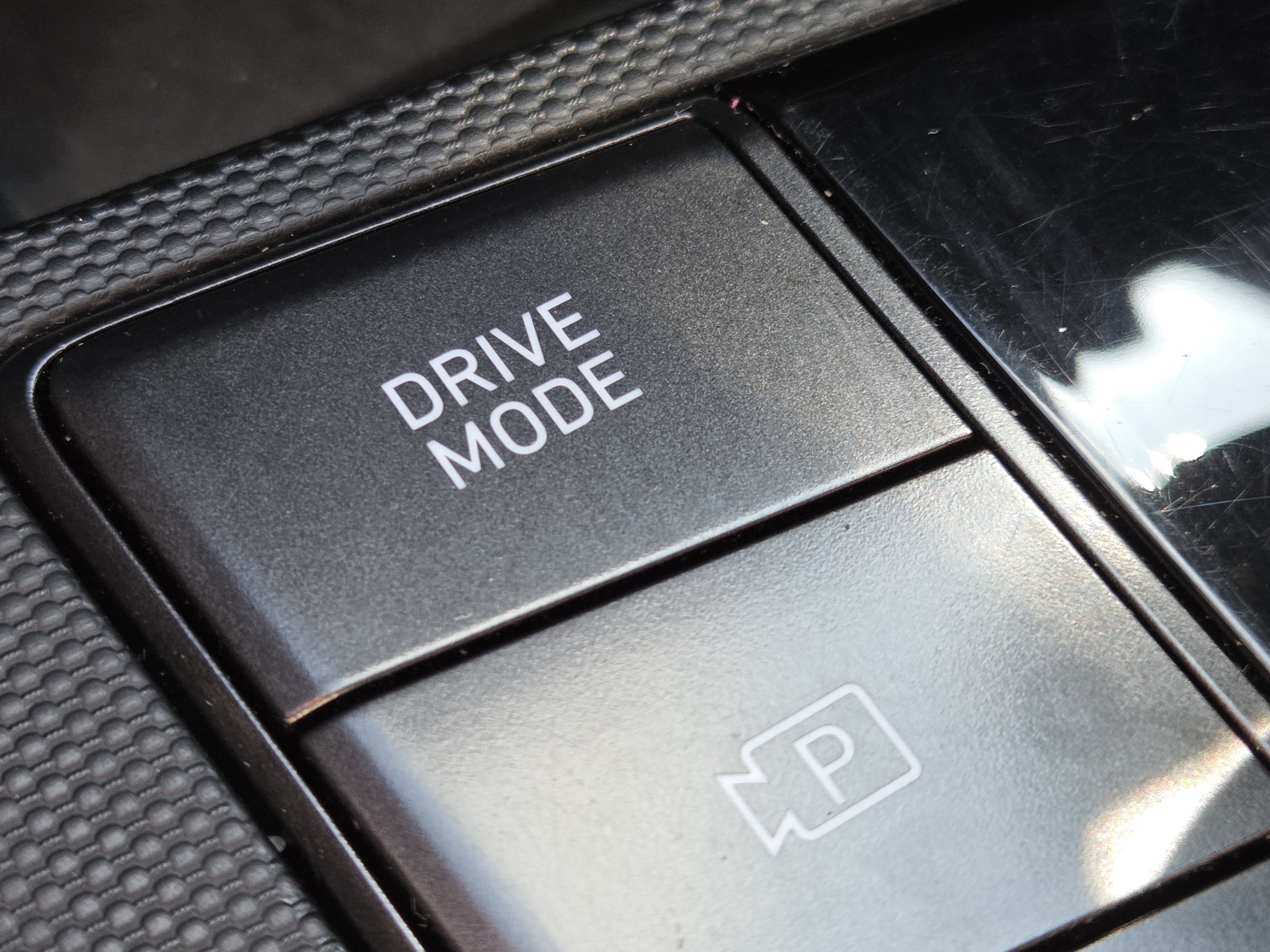 Used 2022 Hyundai Elantra N FWD image 13
