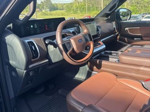 Used 2025 Ford Expedition Max King Ranch AWD/4WD image 10