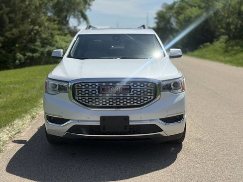 Used 2017 GMC Acadia Denali w/ Technology Package AWD/4WD image 3